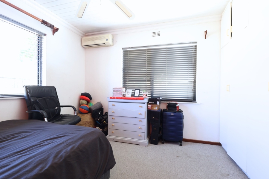 3 Bedroom Property for Sale in Uitsig Western Cape